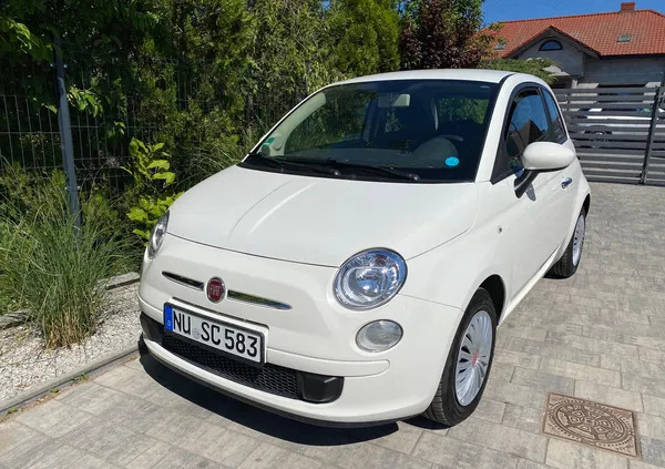 kujawsko-pomorskie Fiat 500 cena 24400 przebieg: 148000, rok produkcji 2010 z Poznań